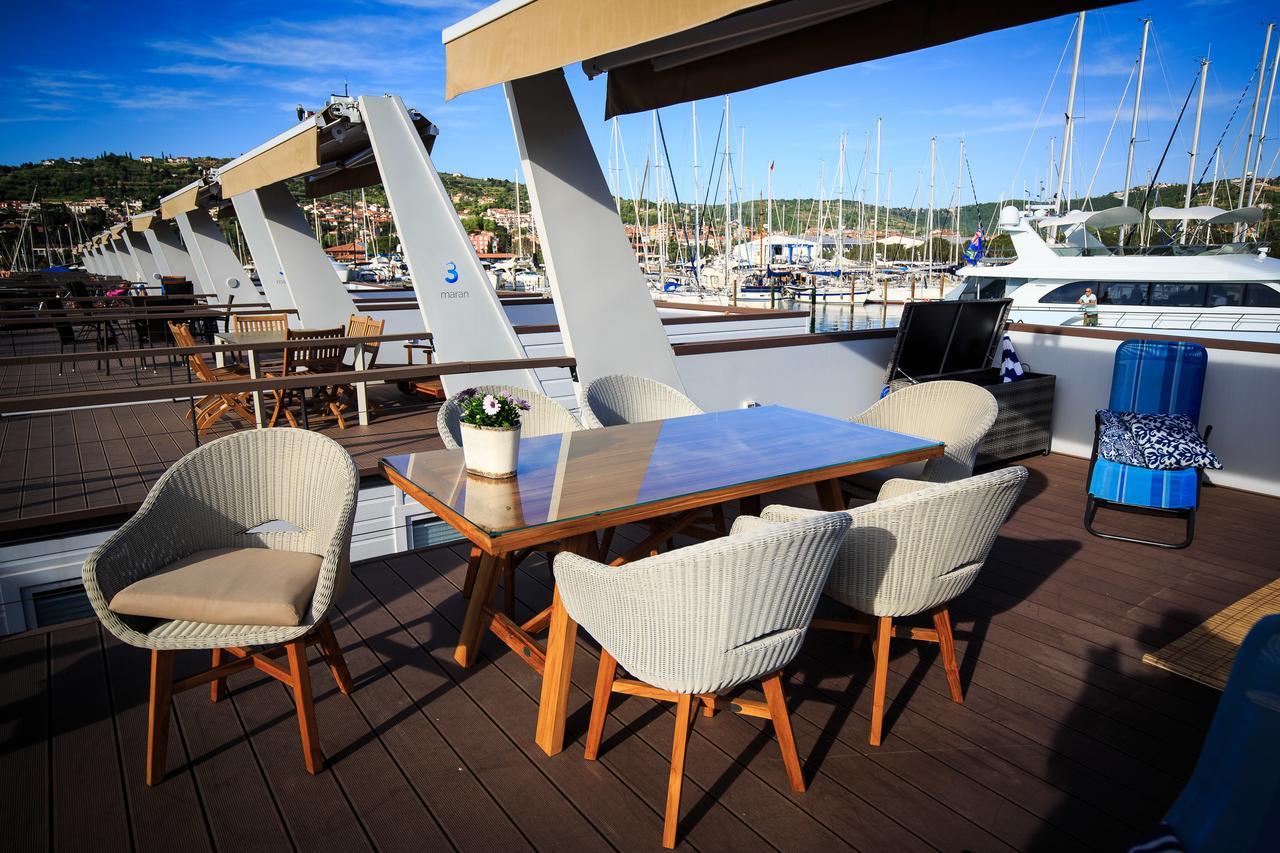 Floating Sea House Kahne Portoroz Villa Eksteriør bilde